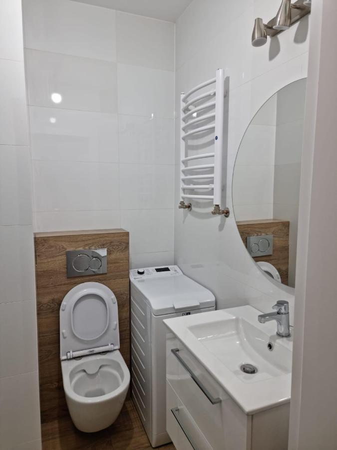 Krakowska Velvet Studio 3 Apartman Varsó Kültér fotó